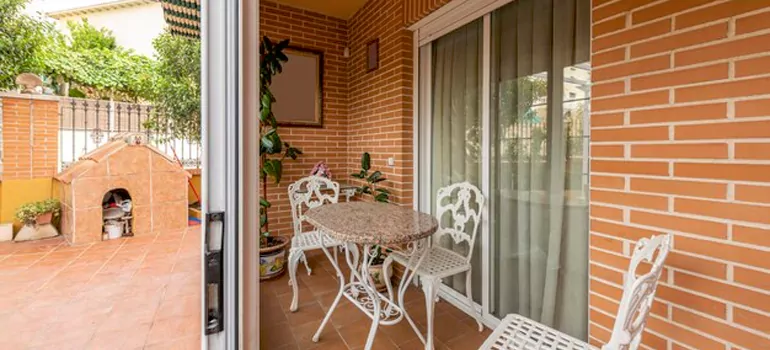 Adding Porch Enclosures To Your Home in Palo Alto, CA